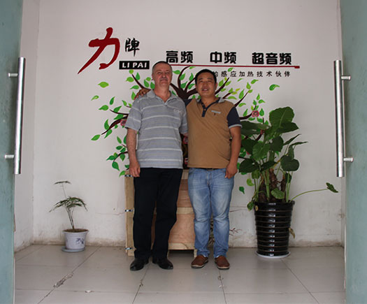 哈薩克斯坦客戶