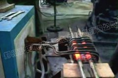 U型螺栓加熱我們推薦您使用超音頻淬火爐 U型螺栓加熱我們推薦您使用超音頻淬火爐